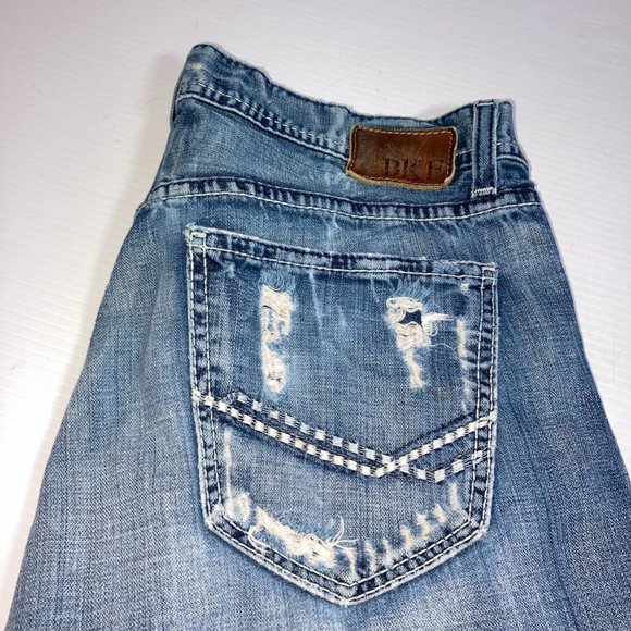 Buckle BKE Denim Jeans Tyler Straight Measures 34x29 Distressed - Picture 3 of 8